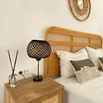 Oculus Mykonos Suite II